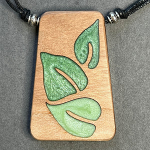 Resin Leafy Necklace